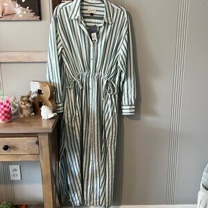 Universal Threads ☘️